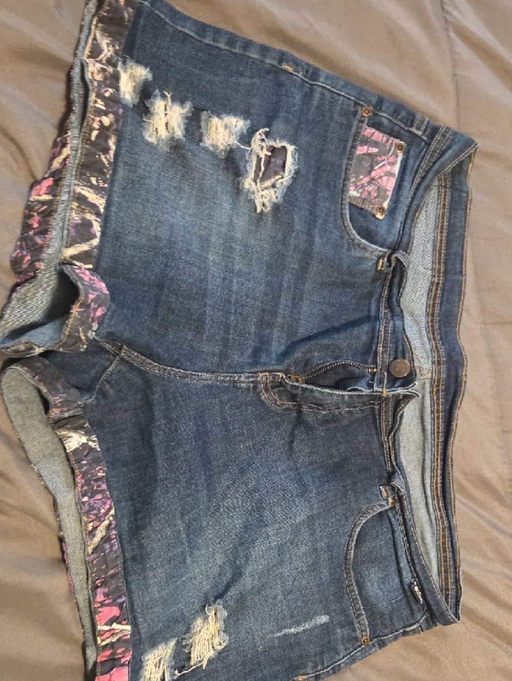 Judy Blue Women's Blue Denim Cutoff Shorts - Distressed - Picture 6 of 6